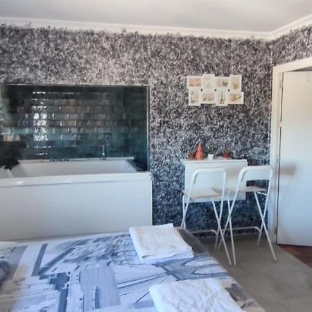 Latorre Jacuzzi Jerez Apartment เฮเรซ เด ลาฟรอนเตรา ภายนอก รูปภาพ